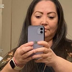 Meet your Posher, Deborah